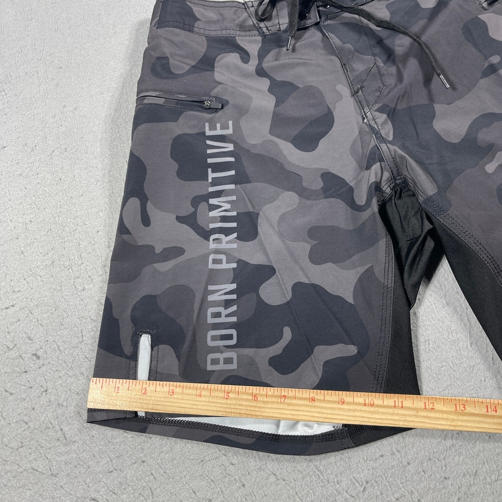 Born Primitive Training Shorts‎ Men 27/28 Black Camo Performance Stretch Zip - Picture 4 of 10